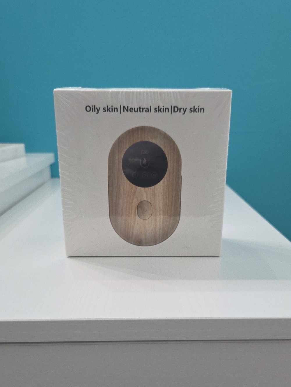 Amuka Woodgrain Facial Cleansing Device